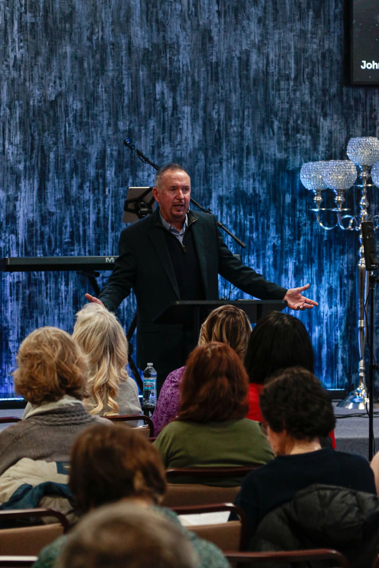Stephen McIntosh preaching